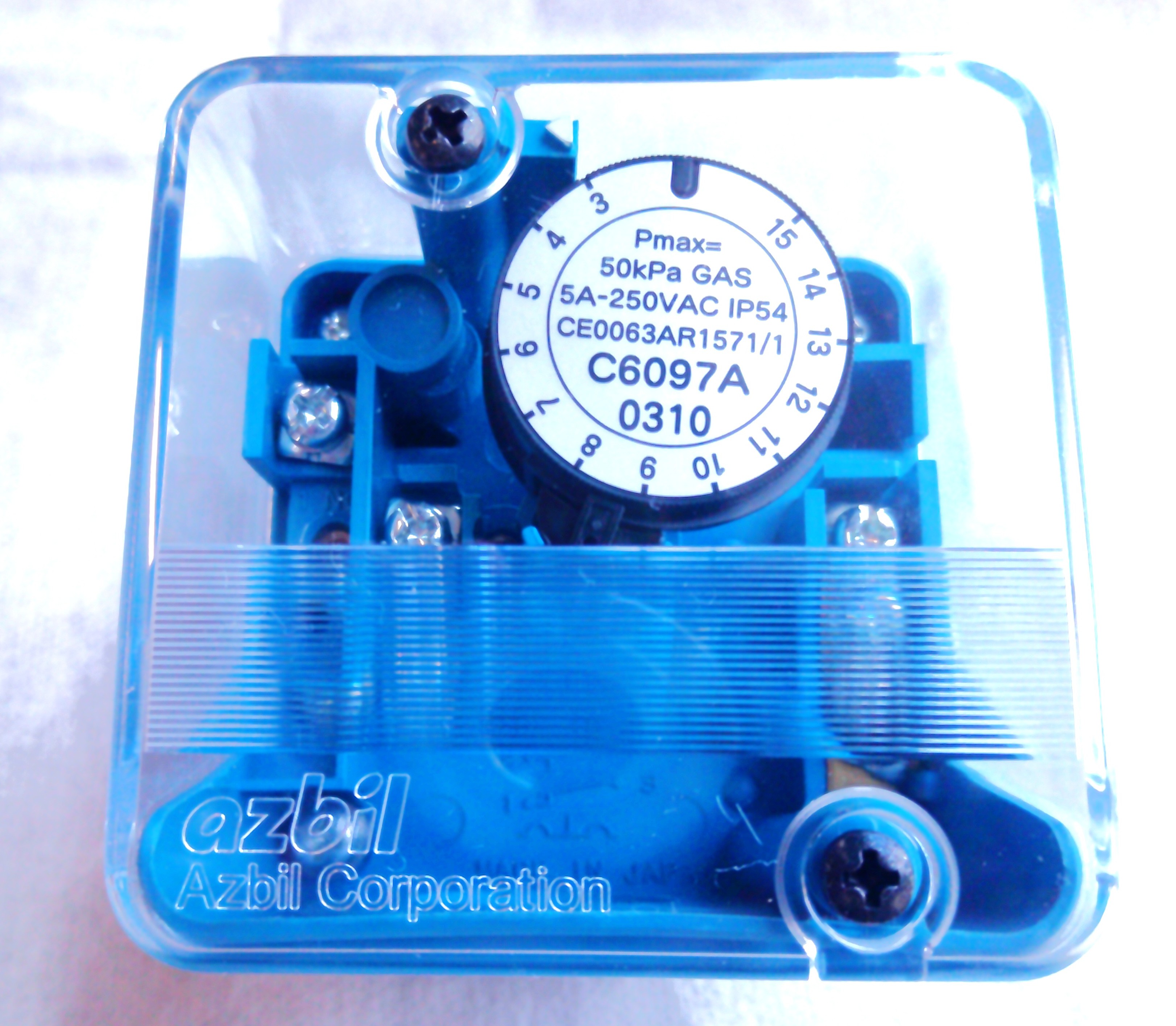 アズビル　ガス圧力スイッチ　【新品】　　C6097A0310